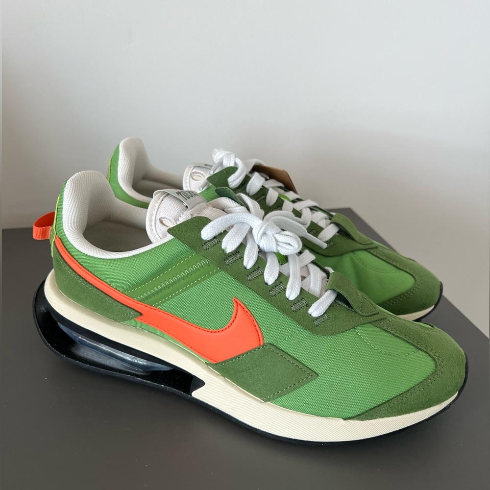 Air Max PRE-DAY LX
